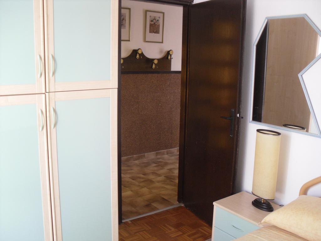 Holiday Pool House Pula Room photo